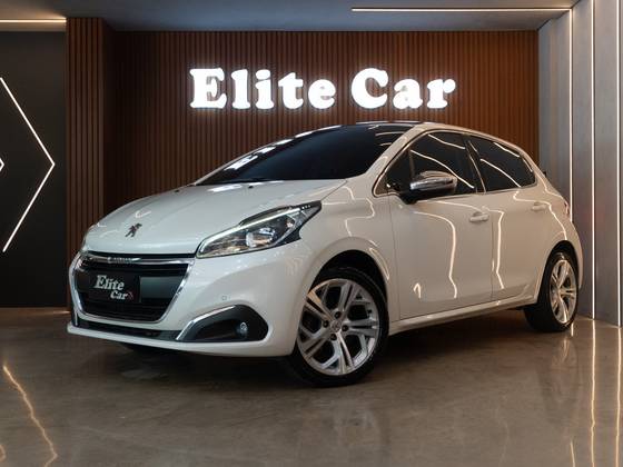 PEUGEOT 208 1.6 URBANTECH 16V FLEX 4P AUTOMÁTICO PEUGEOT 208 1.6 URBANTECH 16V FLEX 4P AUTOMÁTICO